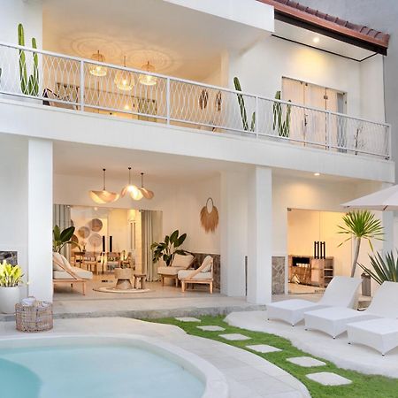 Casa De Lupe 5 Bedroom Villa In Kerobokan Seminyak Kültér fotó